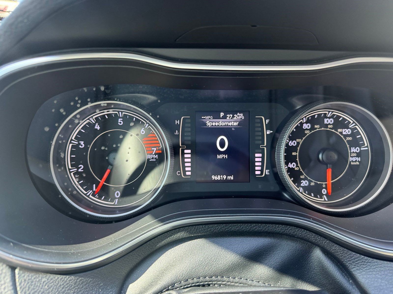 Used 2019 Jeep Cherokee Latitude Plus w/ Comfort/Convenience Group FWD image 12