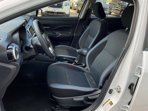 New 2025 Nissan Versa SV w/ Trunk Package image 12