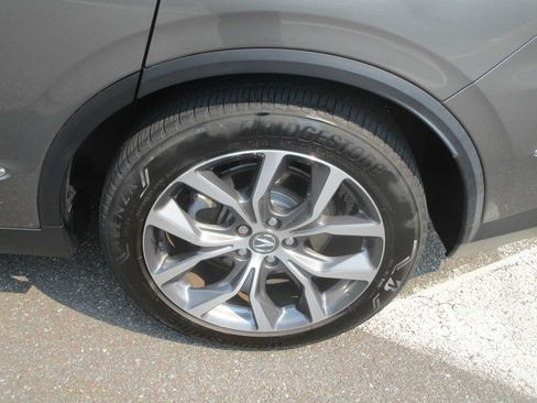 Certified 2024 Acura MDX SH-AWD w/ Technology Package image 8
