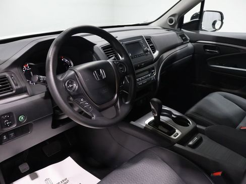 Used 2019 Honda Ridgeline Sport image 15