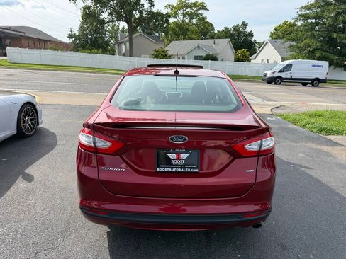 Used 2013 Ford Fusion SE FWD image 5