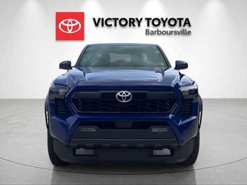 New 2025 Toyota Tacoma TRD Off-Road image 8