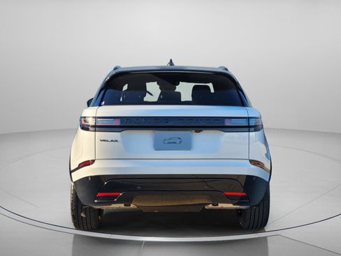 New 2026 Land Rover Range Rover Velar Dynamic SE image 4