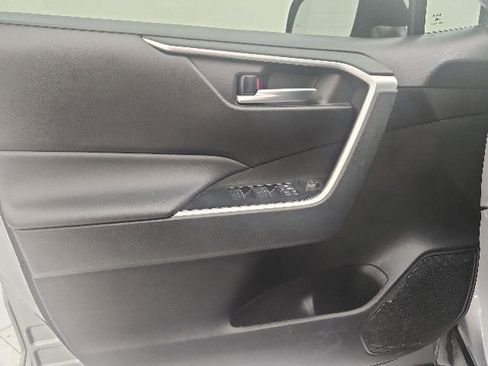 Certified 2025 Toyota RAV4 XLE FWD image 11