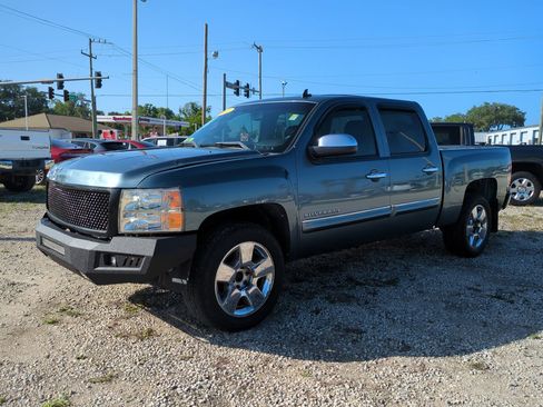Used 2011 Chevrolet Silverado 1500 LT w/ Regional Value Package RWD image 8