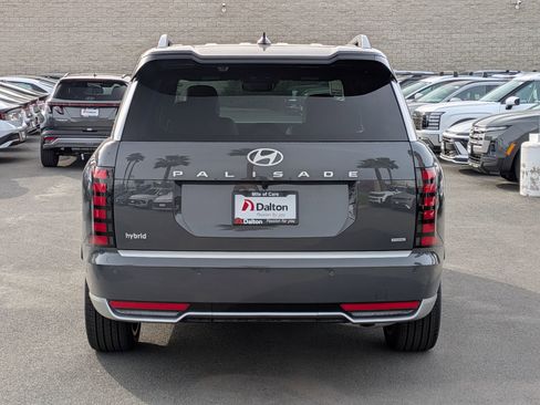 New 2026 Hyundai Palisade Calligraphy AWD/4WD image 3