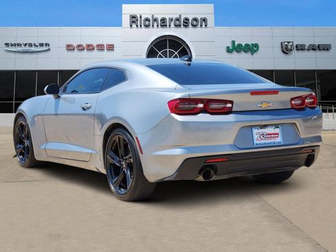 Used 2023 Chevrolet Camaro LT RWD image 3