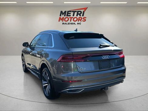 Used 2021 Audi Q8 Prestige image 7