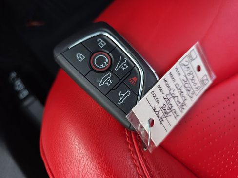 Used 2023 Chevrolet Corvette Stingray Preferred Conv w/ Z51 Performance Package image 38