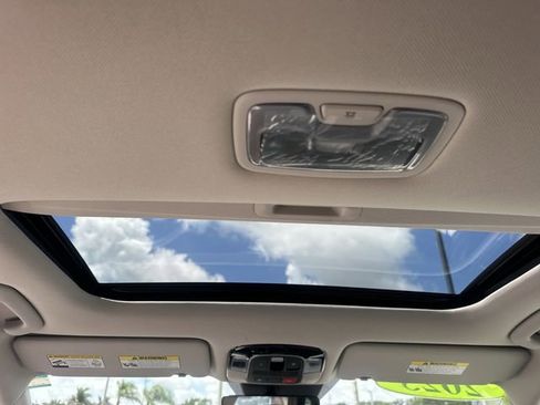 Used 2025 Hyundai Tucson SEL AWD/4WD image 18