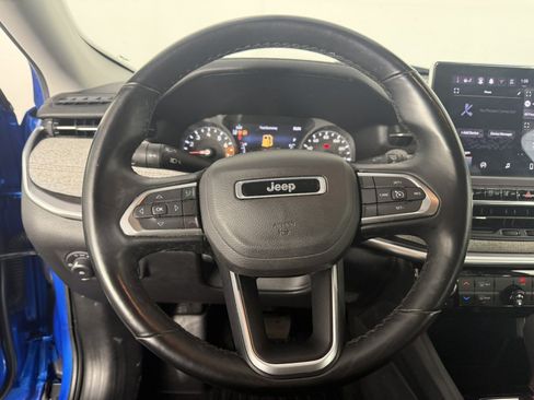 Used 2022 Jeep Compass Latitude AWD/4WD image 21