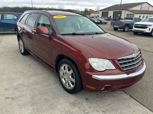 Used 2007 Chrysler Pacifica Limited image 3