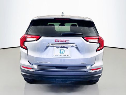 Used 2024 GMC Terrain SLE image 6