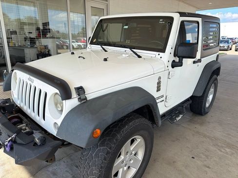 Used 2018 Jeep Wrangler Sport AWD/4WD image 1