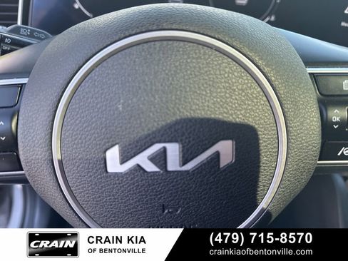 Certified 2025 Kia Sportage SX image 28