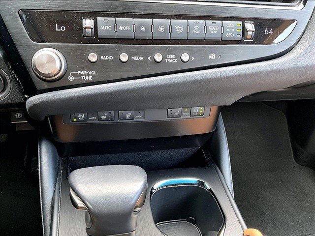 Used 2025 Lexus ES 350 w/ Premium Package FWD image 24