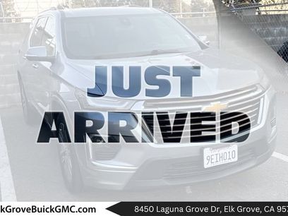 Used 2023 Chevrolet Traverse High Country