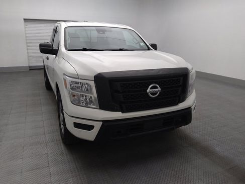 Used 2022 Nissan Titan S image 14