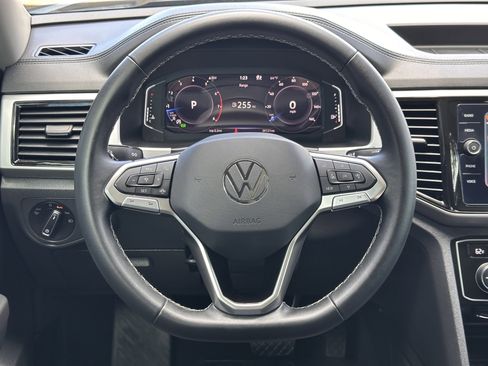 Used 2023 Volkswagen Atlas SE AWD/4WD image 45