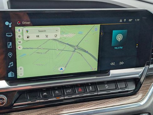 Used 2024 Chevrolet Silverado 1500 RST image 23