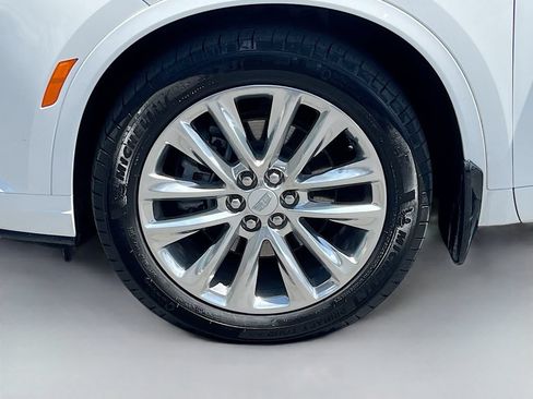 Used 2024 Cadillac XT6 Premium Luxury AWD/4WD image 34