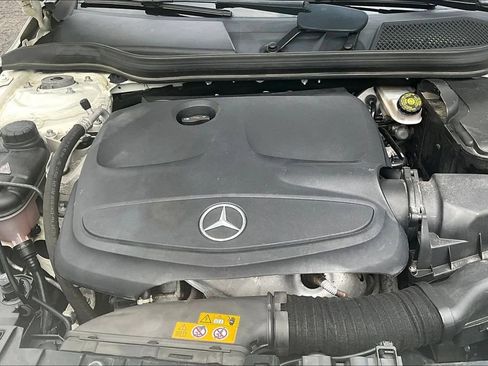 Used 2018 Mercedes-Benz GLA 250 4MATIC image 29