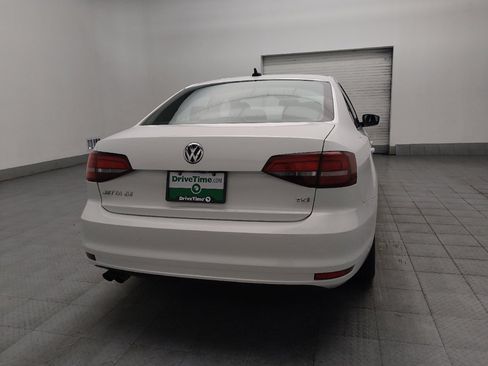 Used 2016 Volkswagen Jetta SE FWD image 7