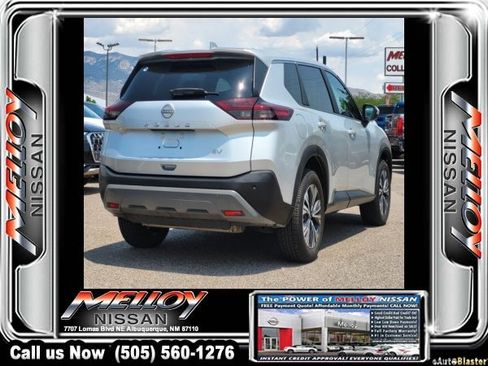 Certified 2023 Nissan Rogue SV FWD image 4