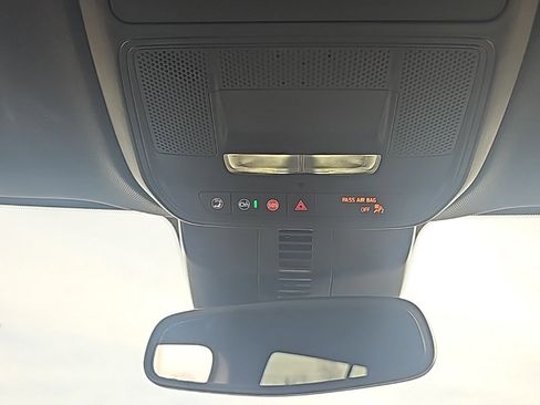 Certified 2025 Buick Enclave Sport Touring image 26