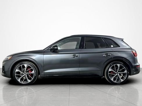 Used 2023 Audi SQ5 Prestige w/ Prestige Package image 2