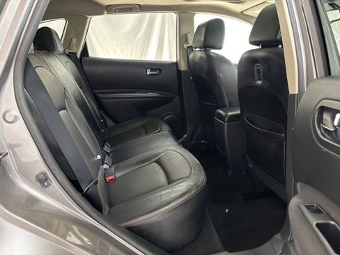 Used 2011 Nissan Rogue SV w/ SL Pkg image 14