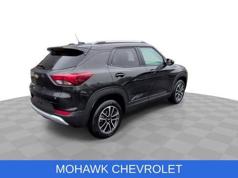 Certified 2025 Chevrolet TrailBlazer LT AWD/4WD image 9
