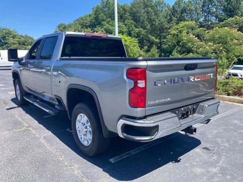 Used 2025 Chevrolet Silverado 2500 LT AWD/4WD image 4