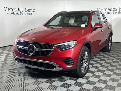Certified 2026 Mercedes-Benz GLC 300 image 3