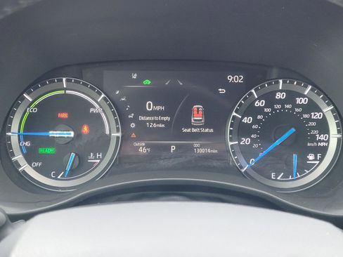 Used 2021 Toyota Highlander XLE FWD image 20