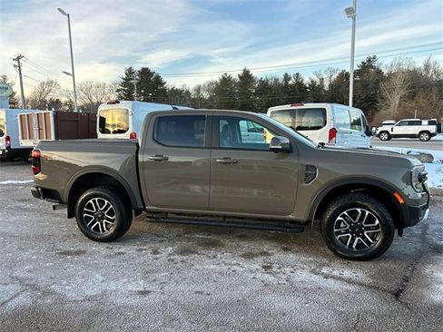 Used 2025 Ford Ranger Lariat w/ FX4 Off-Road Package image 2