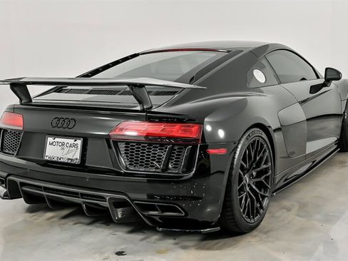 Used 2018 Audi R8 V10 plus AWD/4WD image 10