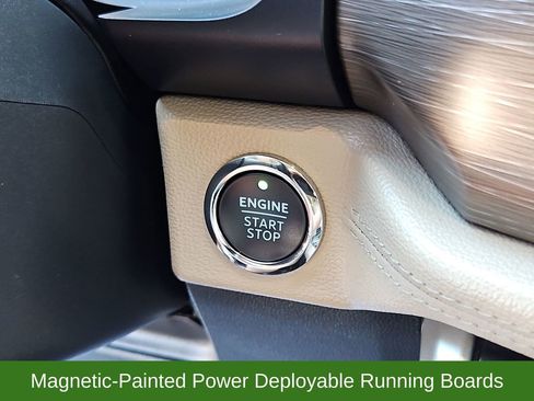 Used 2024 Ford Expedition Limited image 13