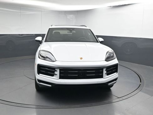 New 2025 Porsche Cayenne S AWD/4WD image 27
