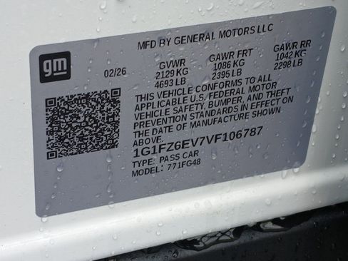 New 2027 Chevrolet Bolt RS FWD image 17