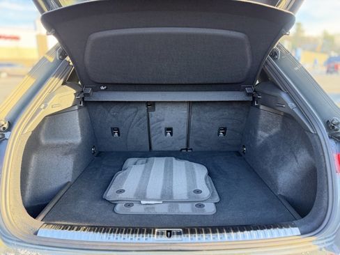 Certified 2025 Audi Q3 2.0T Premium w/ Convenience Package image 6