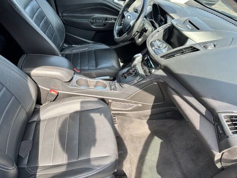 Used 2014 Ford Escape Titanium image 21