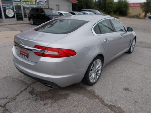 Used 2012 Jaguar XF Portfolio RWD image 5