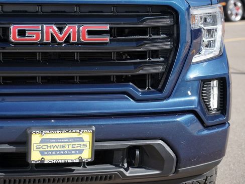 Used 2022 GMC Sierra 1500 Elevation w/ X31 Off-Road Package image 9