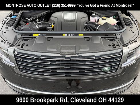 New 2025 Land Rover Range Rover SE image 41