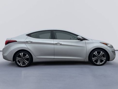 Used 2015 Hyundai Elantra Sport w/ Option Group 04 FWD image 2