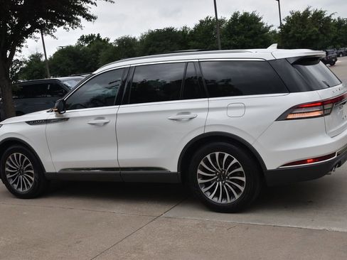 Used 2021 Lincoln Aviator Reserve w/ Elements Package Plus RWD image 11