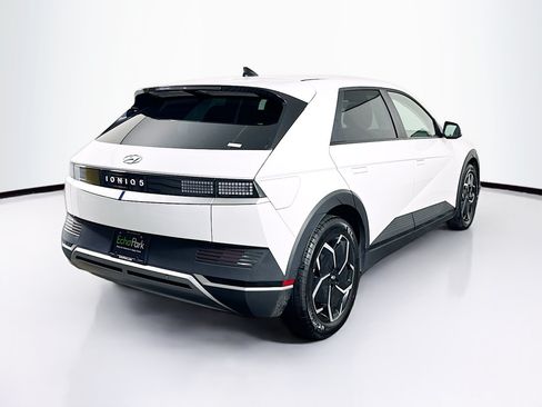Used 2024 Hyundai Ioniq 5 SEL RWD image 9