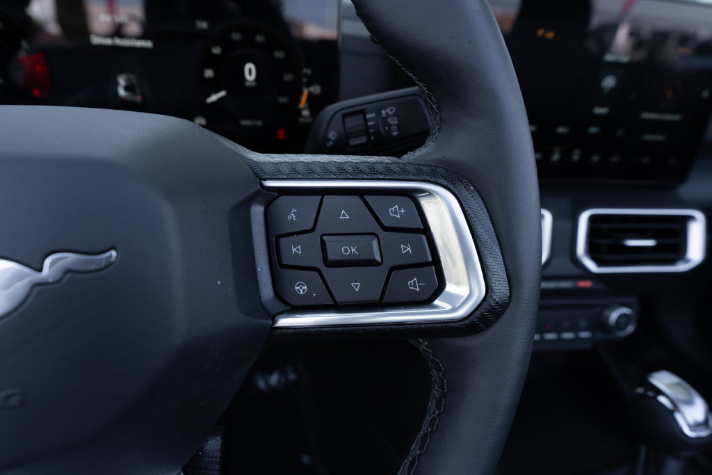 Used 2026 Ford Mustang Premium RWD image 25
