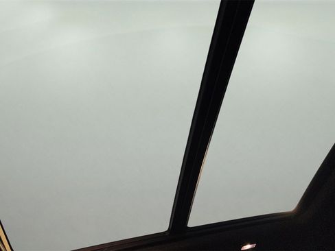 Used 2021 Chevrolet Suburban Z71 image 31